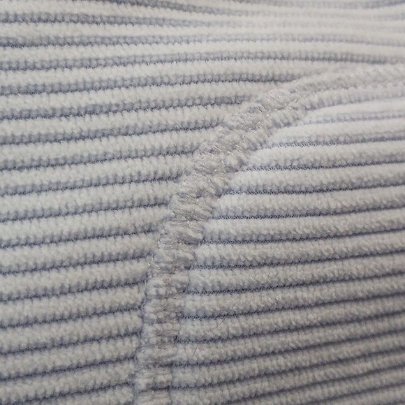 [48] Andrew Marc Light Blue Zip Up Turtleneck Light Jacket Size Small - Picture 3 of 6